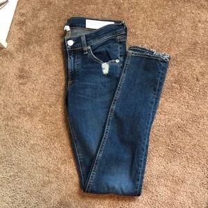 Rag & Bone skinny denim size 24